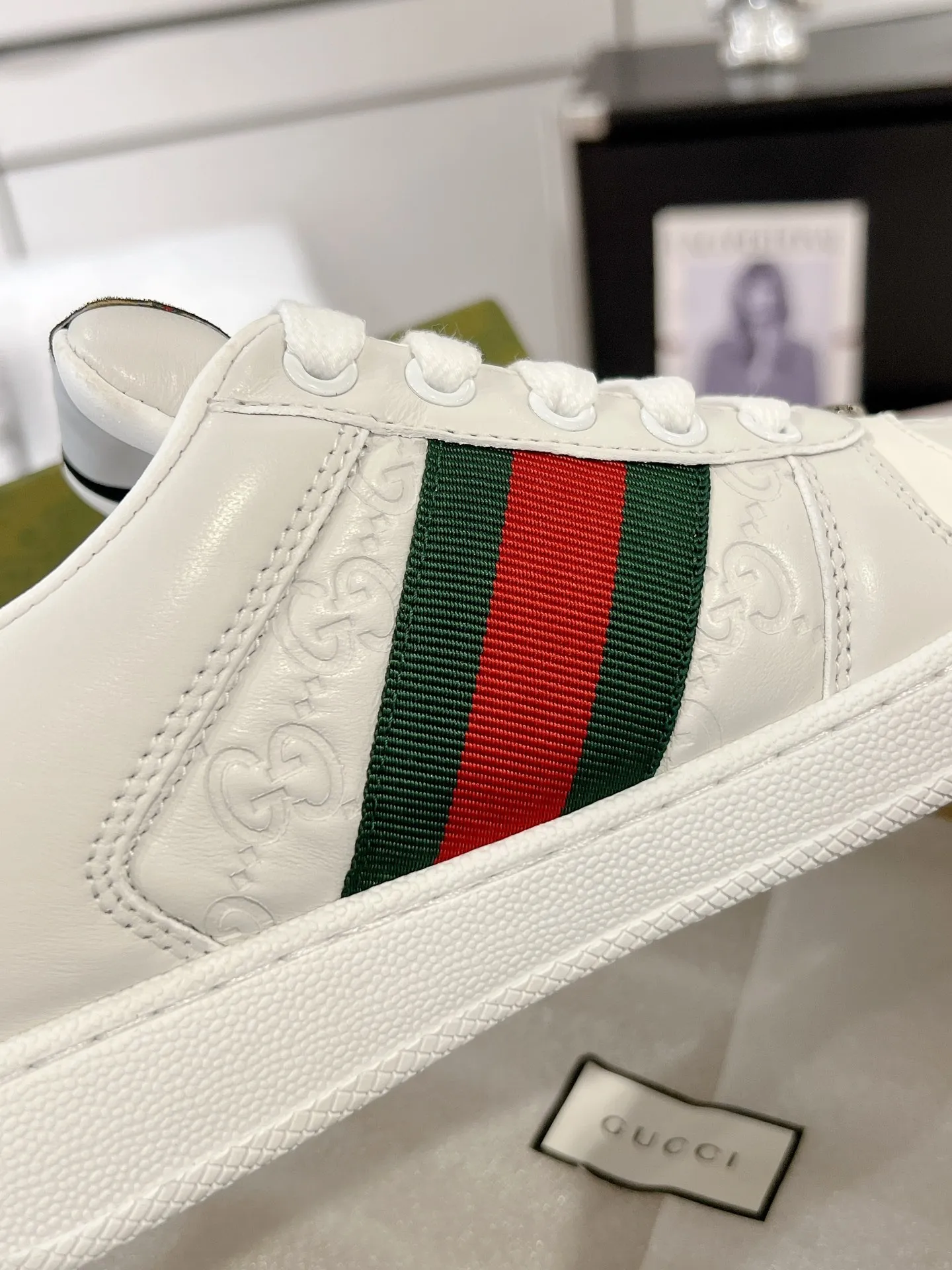👟👟Ex-factory price 480👟👟 Couple style👫Gucci Gucci ❗️❗️New order shipped Original development Private mold making Correct last shape Hand-polished and distressed effect Correct details Complete accessories Imported leather/original towel lining crafted with craftsmanship Same size for men and women: 35-44